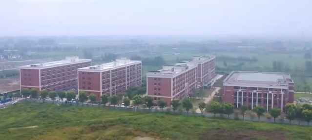 校園環(huán)境